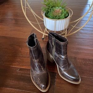 Luxury Rebel ankle boots